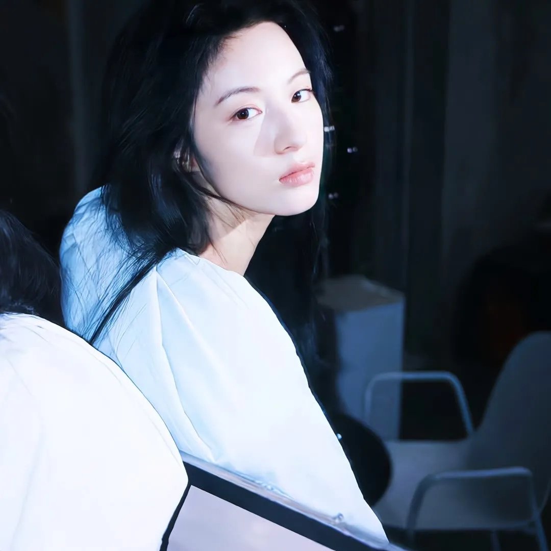 少女们向荒野进发